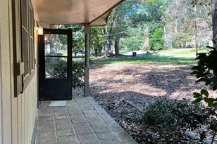 2983 Deshong Dr, Stone Mountain, GA 30087 - Photo 2