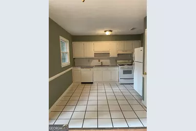 2983 Deshong Drive, Stone Mountain, GA 30087 - Photo 4