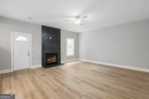 759 Mountain Ridge Way S, Lithonia, GA 30058 - Photo 16