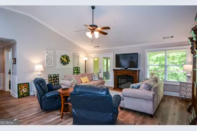4332 Chesterfield Court, Buford, GA 30518 - Photo 24