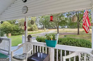 124 Edgewater Dr, Bloomingdale, GA 31302 - Photo 2