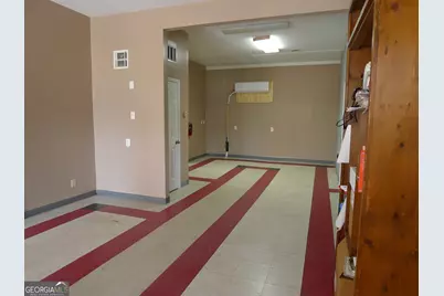 100 W Main Street, Lavonia, GA 30553 - Photo 10