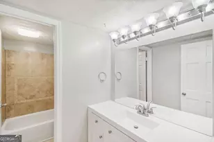 6429 Woodstone Way, Morrow, GA 30260 - Photo 18