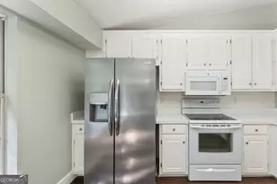 1145 Sycamore Summit, Sugar Hill, GA 30518 - Photo 12
