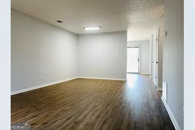 104 Peactree Court #UNIT A, Lagrange, GA 30241 - Photo 2