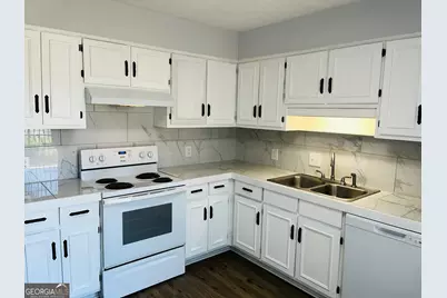 104 Peactree Court #UNIT A, Lagrange, GA 30241 - Photo 8