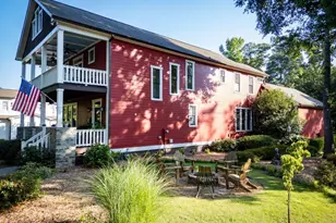 1060 Cobblestone Dr, Bogart, GA 30622 - Photo 2