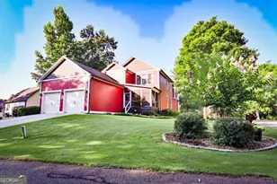 1060 Cobblestone Dr, Bogart, GA 30622 - Photo 4
