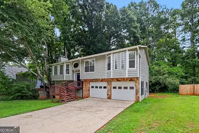 2224 Hightrail Court, Lithonia, GA 30058 - Photo 2