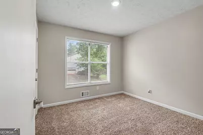 2224 Hightrail Court, Lithonia, GA 30058 - Photo 12