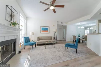 1015 McGill Park Avenue NE, Atlanta, GA 30312 - Photo 2