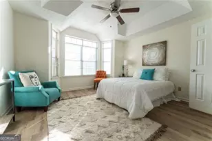 1015 McGill Park Ave NE, Atlanta, GA 30312 - Photo 8