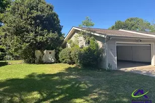 111 Foxfire Dr, Warner Robins, GA 31093 - Photo 2