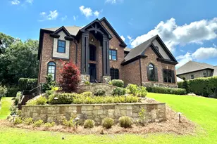 2003 Skybrooke Ln, Hoschton, GA 30548 - Photo 2