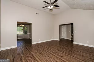 513 Easton Dr, Locust Grove, GA 30248 - Photo 10