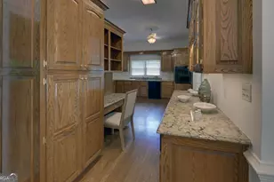 1410 Hunters Trail, Anderson, SC 29625 - Photo 10
