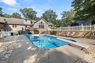 212 Knots Landing Drive, Demorest, GA 30535 - Photo 2