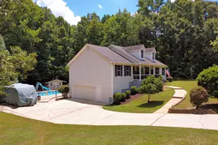 1048 Birdseye View, Locust Grove, GA 30248 - Photo 6