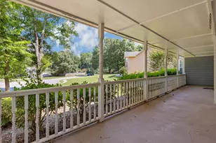 236 Hunting Ct, Jonesboro, GA 30236 - Photo 12