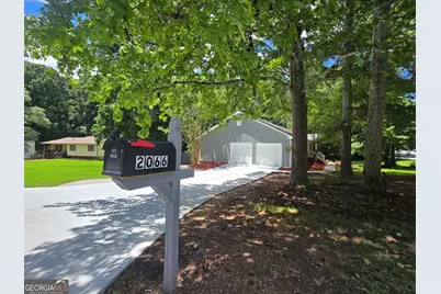 2066 Brook Valley Court, Jonesboro, GA 30236 - Photo 4