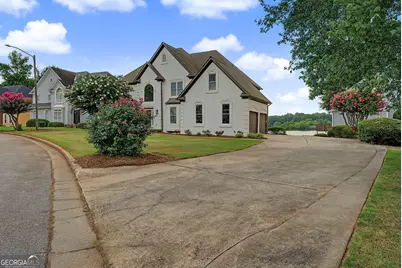 424 Water Fall Lane, Stone Mountain, GA 30087 - Photo 4