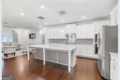160 Maple Leaf Road, Sharpsburg, GA 30277 - Photo 2