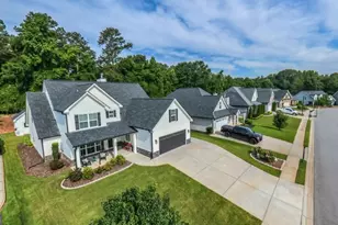 330 Brookstone Dr, Carrollton, GA 30116 - Photo 2