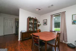 351 Freeport Dr, Lawrenceville, GA 30046 - Photo 8