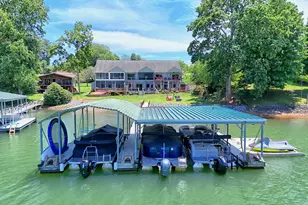 209 N Berrong St, Hiawassee, GA 30546 - Photo 1