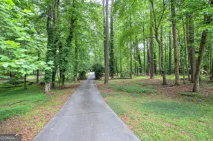 2316 Cross Creek Dr SW, Powder Springs, GA 30127 - Photo 4