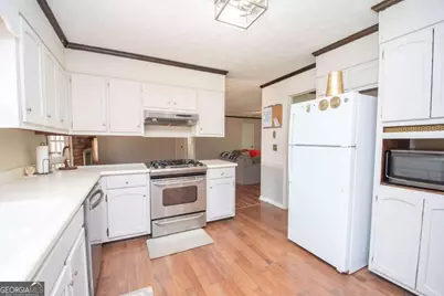 128 Robinhood Drive, Newnan, GA 30263 - Photo 12
