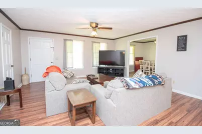 128 Robinhood Drive, Newnan, GA 30263 - Photo 6