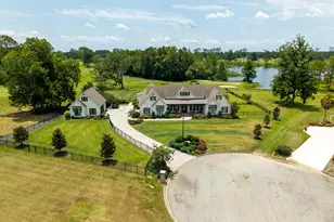 173 Circlestone Dr, Adel, GA 31620 - Photo 8