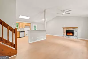 6370 Holborne Ln, Douglasville, GA 30134 - Photo 2