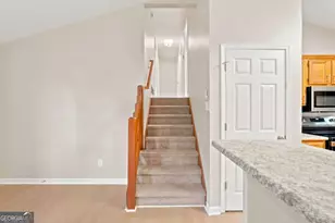 6370 Holborne Ln, Douglasville, GA 30134 - Photo 4