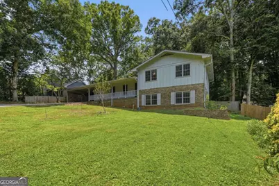 4362 White Oak Drive, Buford, GA 30518 - Photo 2