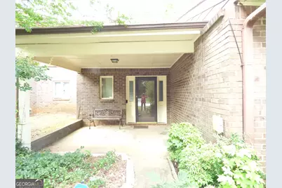 1572 Circlestone Dr., Stone Mountain, GA 30088 - Photo 2