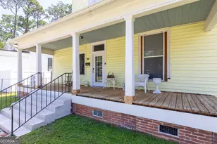 608 Ware St, Waycross, GA 31503 - Photo 6