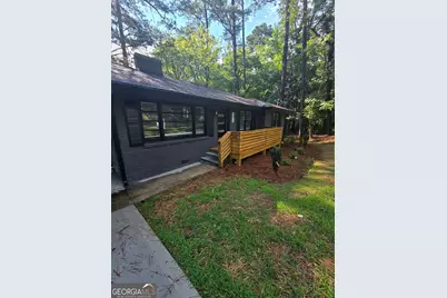 1015 Braemar Avenue SW, Atlanta, GA 30311 - Photo 1