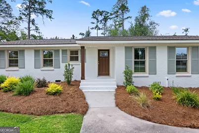 1203 Lakeview Dr, Valdosta, GA 31602 - Photo 8