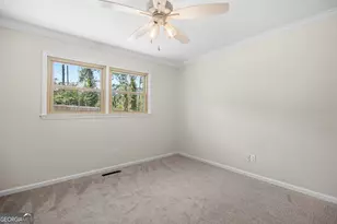1203 Lakeview Dr, Valdosta, GA 31602 - Photo 44