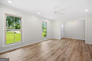 1203 Lakeview Dr, Valdosta, GA 31602 - Photo 14