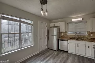 502 N Summit, Stone Mountain, GA 30083 - Photo 10