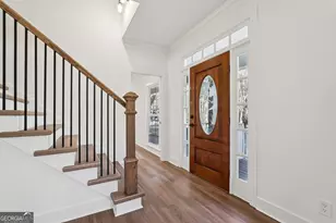 4614 Shumart Dr, Snellville, GA 30039 - Photo 4
