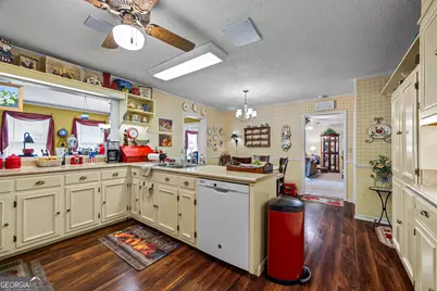 134 Skelton Street, Royston, GA 30662 - Photo 4