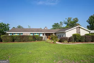 97 Andrea, Baxley, GA 31512 - Photo 1