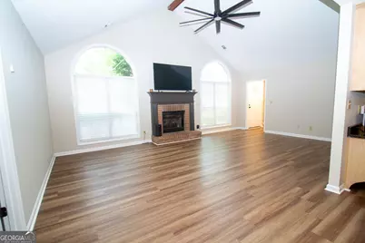 151 Greenbriar Trail, Lagrange, GA 30241 - Photo 2
