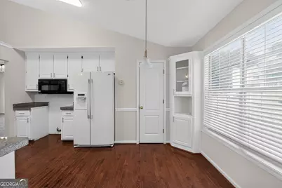 10683 Redbud Lane, Jonesboro, GA 30238 - Photo 16