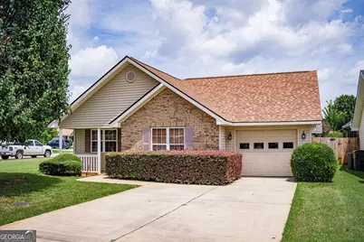 204 Deerfield Circle, Warner Robins, GA 31088 - Photo 6