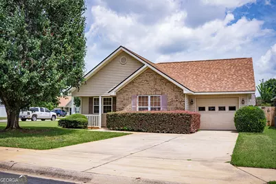 204 Deerfield Circle, Warner Robins, GA 31088 - Photo 1